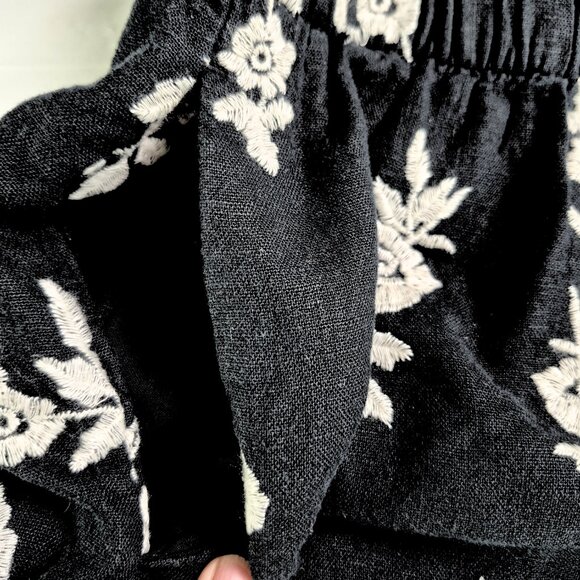 Abercrombie & Fitch Womens Shorts Med Black White Embroidery Floral Boho Linen - Picture 6 of 12